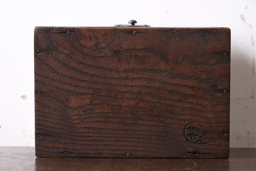 アンティーク雑貨　和製アンティーク　金具付き!古い木の印箱(小物収納箱)(2)