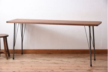 アンティーク家具　天板一枚板　ラワン材　シンプルな鉄脚テーブル
