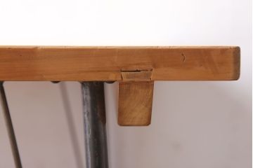 アンティーク家具　天板檜材　アンティーク　シンプルな鉄脚テーブル