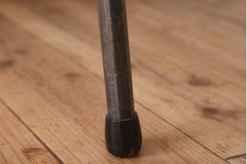 アンティーク家具　天板檜材　アンティーク　シンプルな鉄脚テーブル