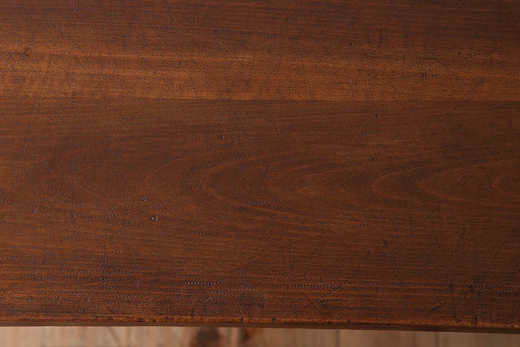 アンティーク家具　天板朴の木材　アンティーク　シンプルな鉄脚テーブル