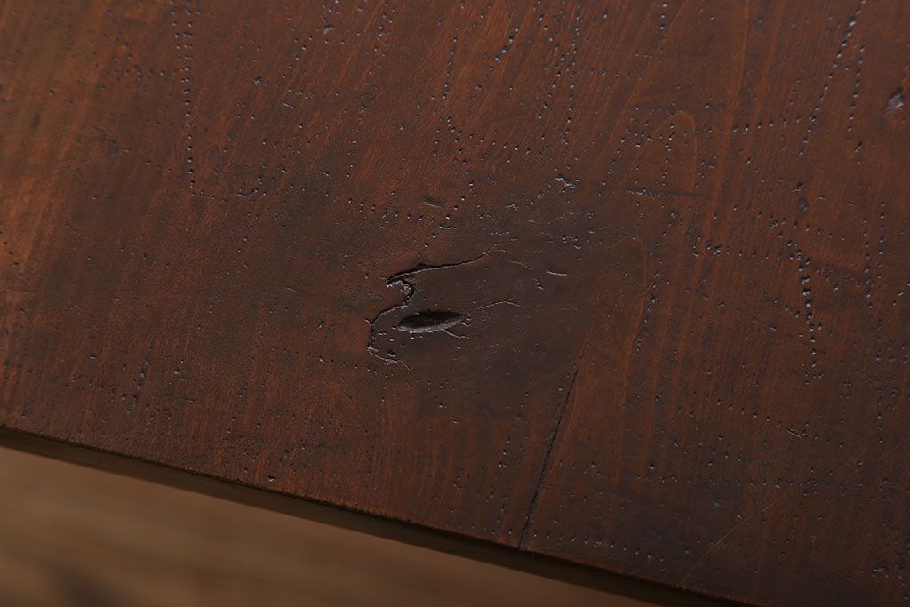 アンティーク家具　天板朴の木材　アンティーク　シンプルな鉄脚テーブル