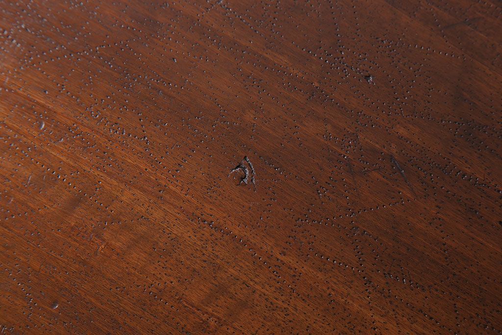 アンティーク家具　天板朴の木材　アンティーク　シンプルな鉄脚テーブル