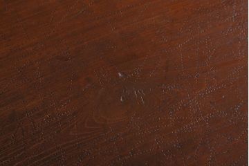 アンティーク家具　天板朴の木材　アンティーク　シンプルな鉄脚テーブル