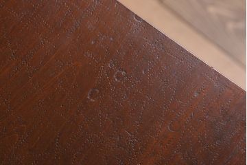 アンティーク家具　天板朴の木材　アンティーク　シンプルな鉄脚テーブル