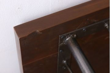 アンティーク家具　天板朴の木材　アンティーク　シンプルな鉄脚テーブル