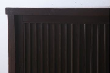 アンティーク家具　アンティーク　和モダンスタイル!四尺　縦桟引き戸の重ね水屋箪笥