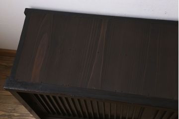 アンティーク家具　アンティーク　和モダンスタイル!四尺　縦桟引き戸の重ね水屋箪笥