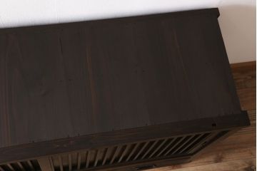 アンティーク家具　アンティーク　和モダンスタイル!四尺　縦桟引き戸の重ね水屋箪笥
