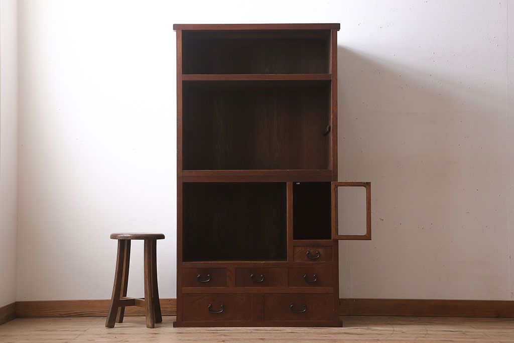 アンティーク家具　前面欅材　結霜ガラス入り!和製アンティークの重ね戸棚(食器棚)