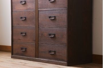 アンティーク家具　古民具・骨董　杉材製　古い木のアンティークチェスト