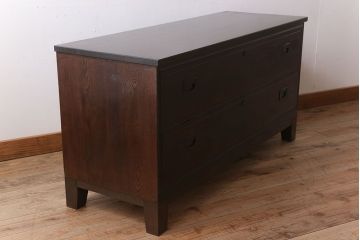 アンティーク家具　アンティーク　モダンな前面黒檀の脚付きローボード(テレビボード)