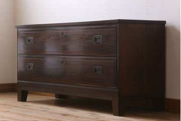 アンティーク家具　アンティーク　モダンな前面黒檀の脚付きローボード(テレビボード)