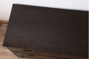 アンティーク家具　アンティーク　モダンな前面黒檀の脚付きローボード(テレビボード)