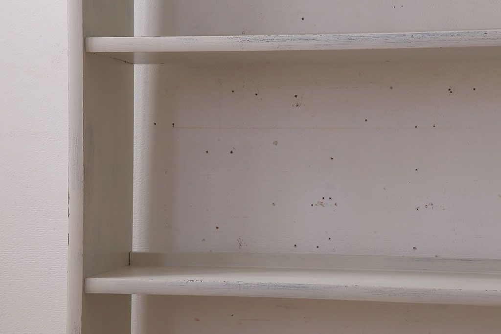 アンティーク家具　アンティークペイント　ホワイトカラーの古い本棚