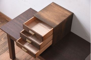 レトロ家具　昭和レトロ　古いナラ材製のアンティーク3杯小引き出し(2)