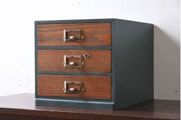 レトロ家具　ブルーグリーンペイント　前面ナラ材!レトロかわいいアンティーク小引き出し
