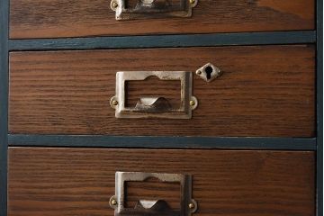 レトロ家具　ブルーグリーンペイント　前面ナラ材!レトロかわいいアンティーク小引き出し