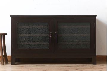 アンティーク家具　アンティーク　モダンな前面黒檀の脚付きローボード(テレビボード)(2)