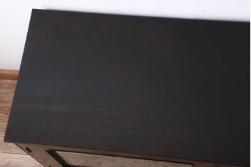 アンティーク家具　アンティーク　モダンな前面黒檀の脚付きローボード(テレビボード)(2)