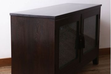 アンティーク家具　アンティーク　モダンな前面黒檀の脚付きローボード(テレビボード)(2)
