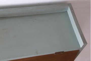 アンティーク家具　パタパタ戸棚付き!大きなペイント本棚(3)