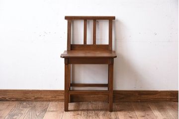 レトロ家具　昭和レトロ　古いナラ材製の小さなアンティークチェア