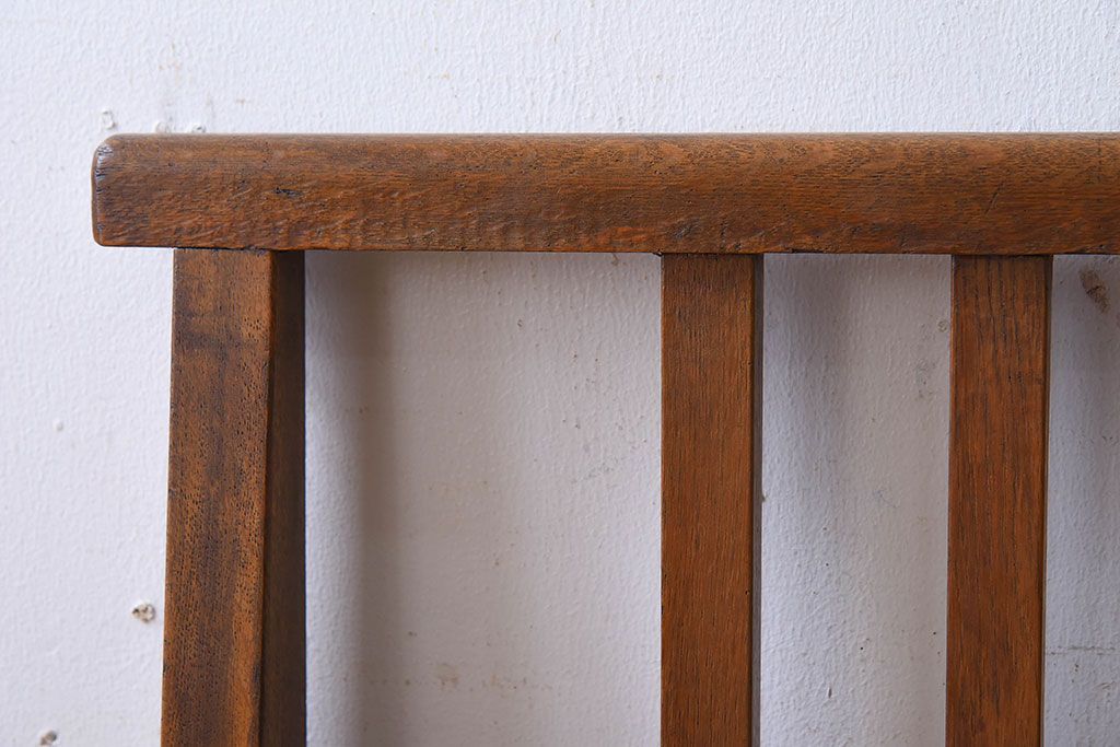 レトロ家具　昭和レトロ　古いナラ材製の小さなアンティークチェア