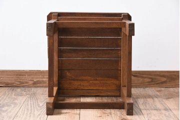 レトロ家具　昭和レトロ　古いナラ材製の小さなアンティークチェア