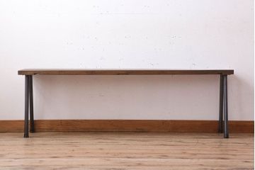 アンティーク家具　天板一枚板　朴の木　シンプルな鉄脚ベンチ