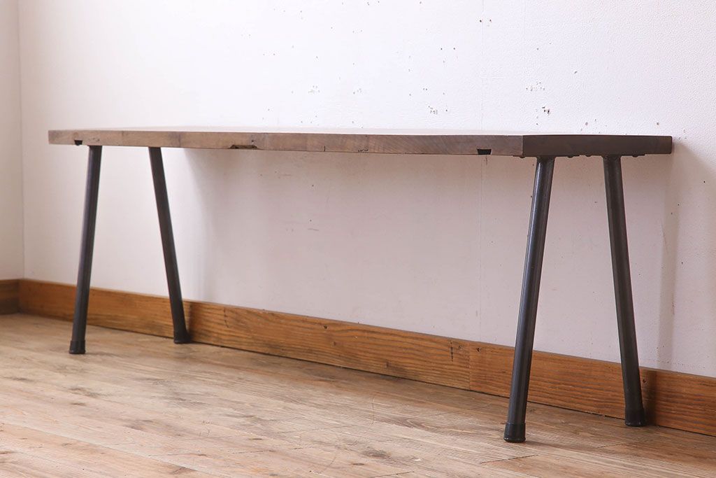 アンティーク家具　天板一枚板　朴の木　シンプルな鉄脚ベンチ