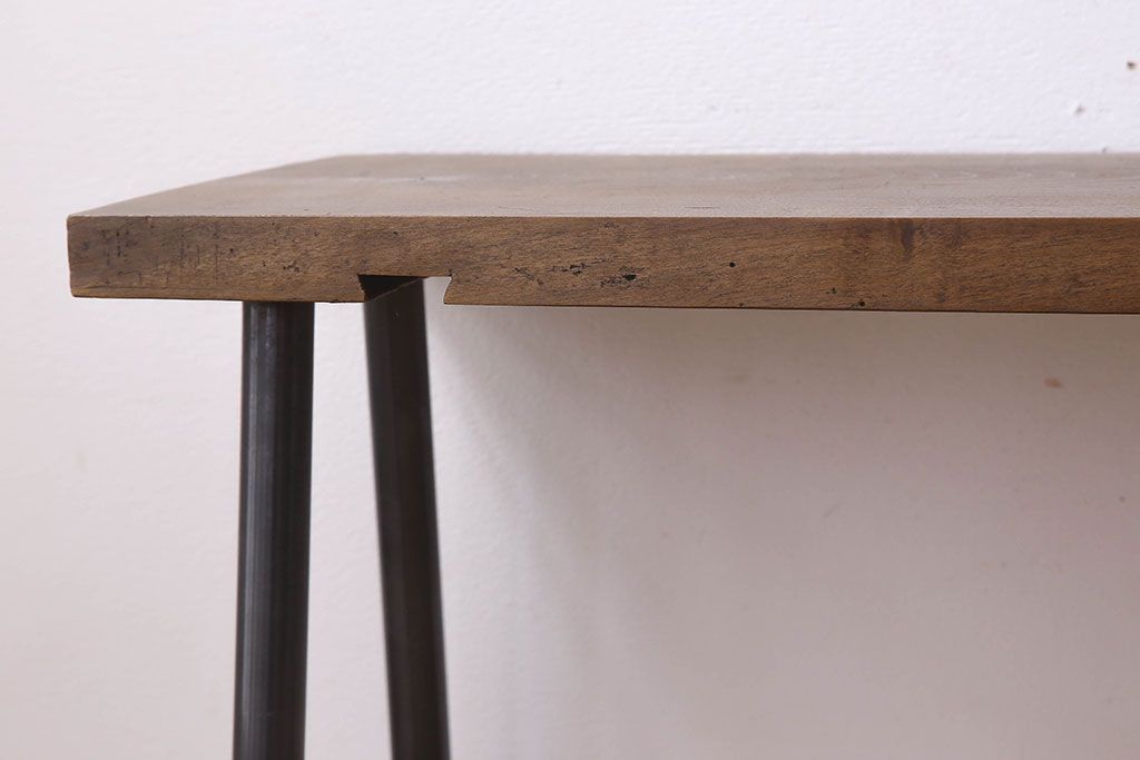 アンティーク家具　天板一枚板　朴の木　シンプルな鉄脚ベンチ