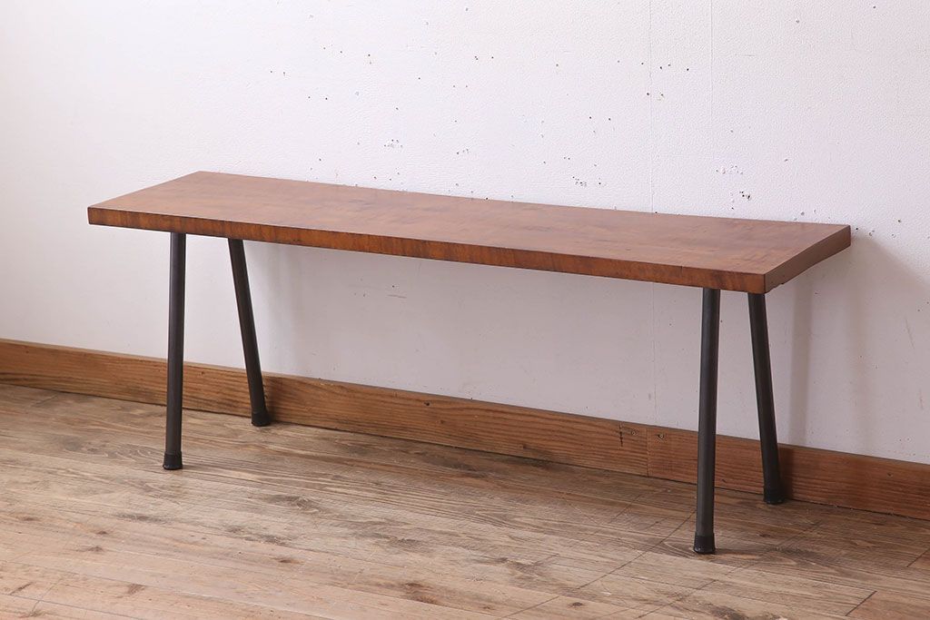 アンティーク家具　天板一枚板　栃の木　シンプルな鉄脚ベンチ