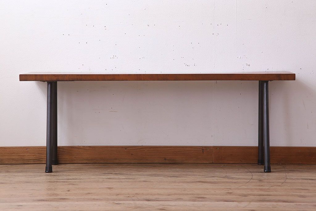 アンティーク家具　天板一枚板　栃の木　シンプルな鉄脚ベンチ