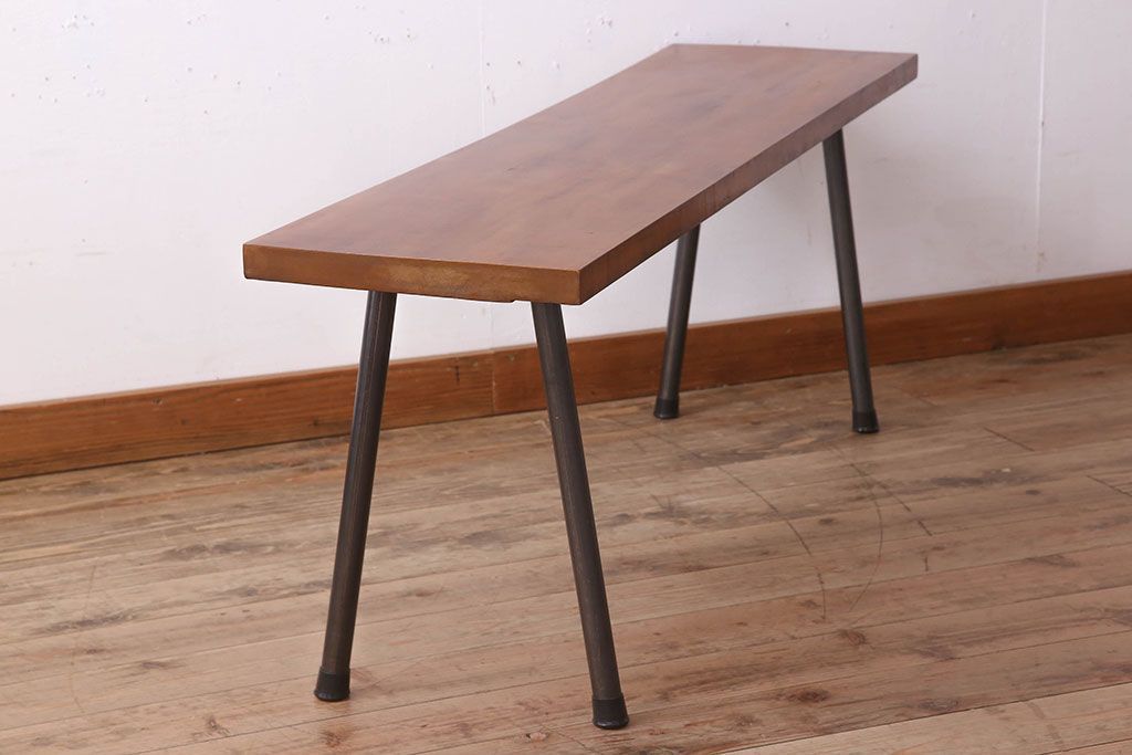 アンティーク家具　天板一枚板　栃の木　シンプルな鉄脚ベンチ