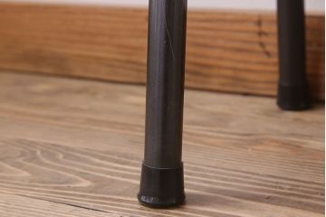 アンティーク家具　天板一枚板　栃の木　シンプルな鉄脚ベンチ