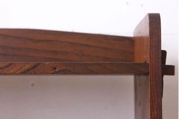 レトロ家具　栓材製　古い木のレトロな楔(くさび)式本棚(ディスプレイラック)