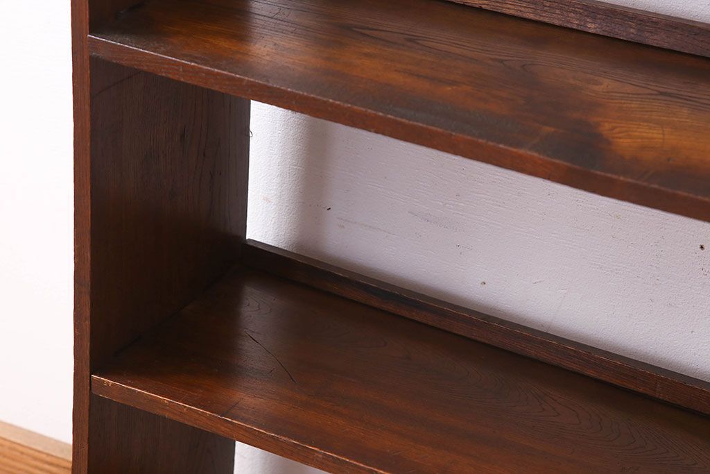 レトロ家具　栓材製　古い木のレトロな楔(くさび)式本棚(ディスプレイラック)