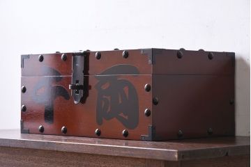 アンティーク雑貨　中古　金具付き千両箱(木箱・収納箱)