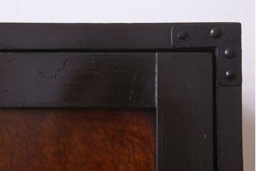 アンティーク家具　前面欅玉杢材　古い木製の小ぶりな時代戸棚