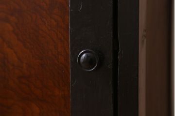 アンティーク家具　前面欅玉杢材　古い木製の小ぶりな時代戸棚