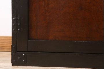 アンティーク家具　前面欅玉杢材　古い木製の小ぶりな時代戸棚