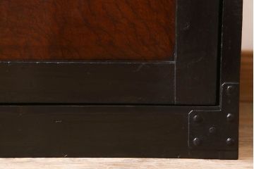 アンティーク家具　前面欅玉杢材　古い木製の小ぶりな時代戸棚