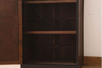 アンティーク家具　前面欅玉杢材　古い木製の小ぶりな時代戸棚