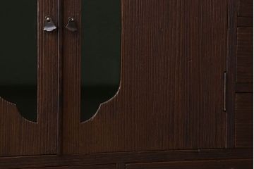 アンティーク家具　総桐材製　色ガラス入り!小ぶりなアンティーク収納棚