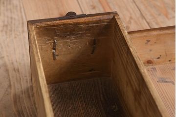 アンティーク家具　古民具・骨董　檜材製　味わい深いアンティーク小引き出し