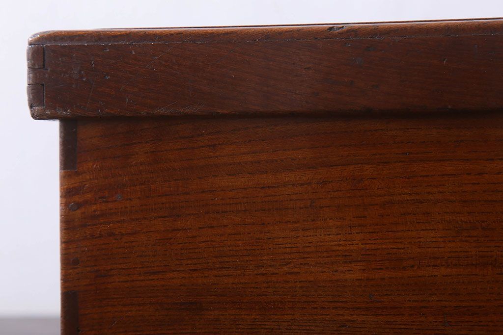 アンティーク雑貨　古民具・骨董　総欅材　漆塗り　アンティーク木箱