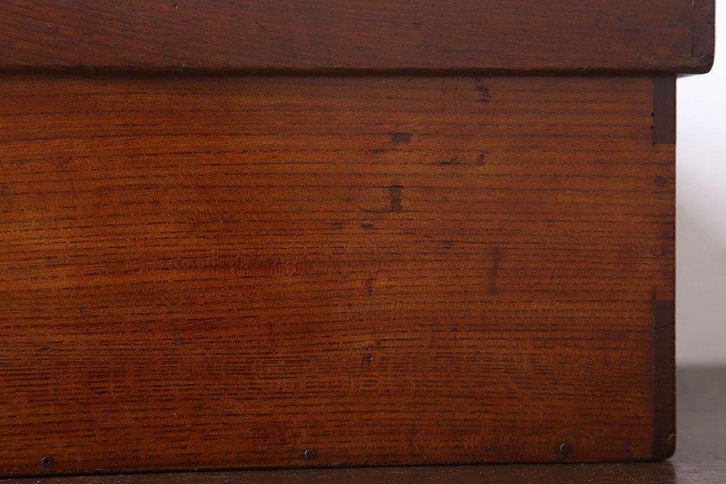 アンティーク雑貨　古民具・骨董　総欅材　漆塗り　アンティーク木箱