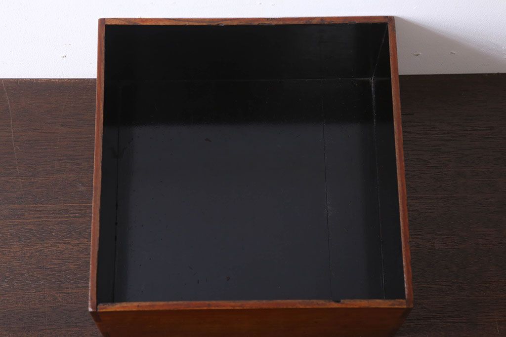 アンティーク雑貨　古民具・骨董　総欅材　漆塗り　アンティーク木箱