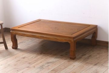アンティーク家具　総欅材　和製アンティークの座卓(センターテーブル)
